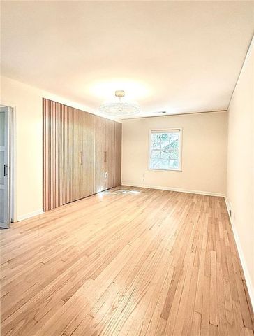 200 W Paces Ferry NW Road, Atlanta, GA 30305