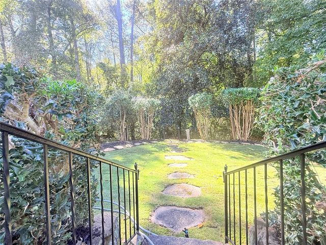 200 W Paces Ferry NW Road, Atlanta, GA 30305