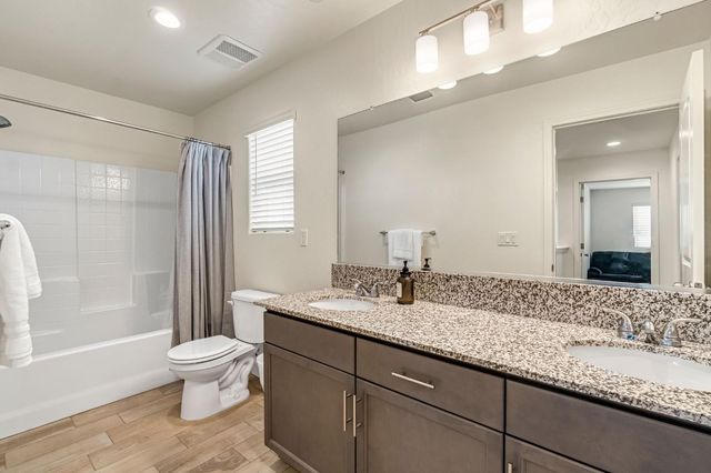 1356 W Annika, Hanford, CA 93230