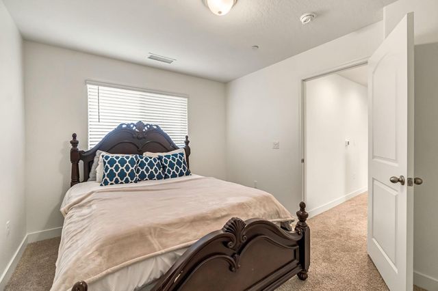 1356 W Annika, Hanford, CA 93230