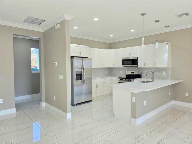 1219 Hibiscus AVE, Lehigh Acres, FL 33972