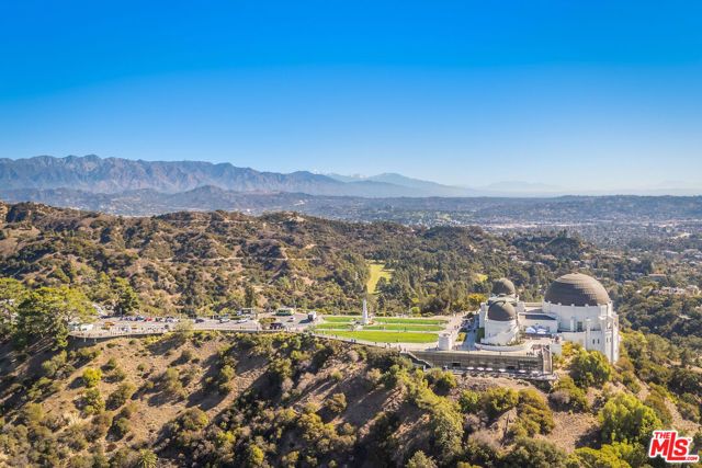 2315 N Hobart Boulevard, Los Angeles, CA 90027