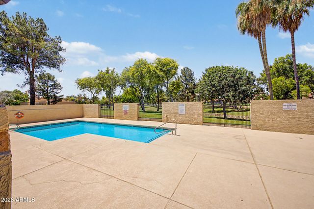 5528 W HARRISON Court, Chandler, AZ 85226