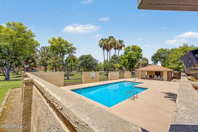 5528 W HARRISON Court, Chandler, AZ 85226