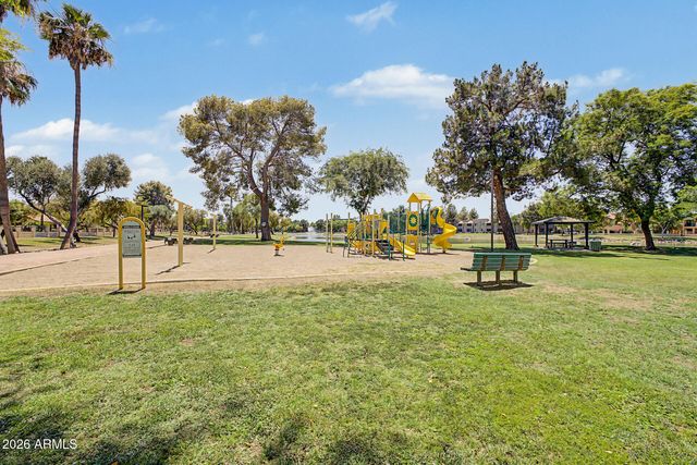 5528 W HARRISON Court, Chandler, AZ 85226