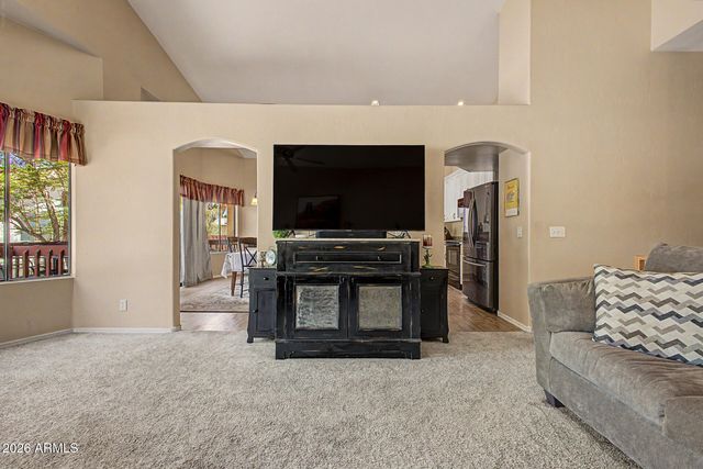 5528 W HARRISON Court, Chandler, AZ 85226