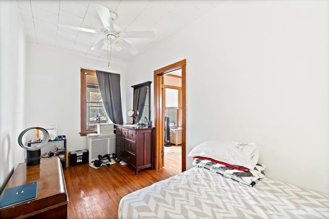 4314 W Henderson Street, Chicago, IL 60641