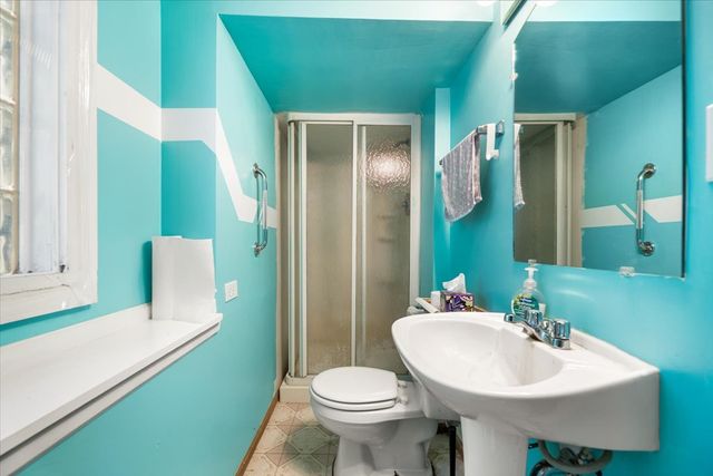 4314 W Henderson Street, Chicago, IL 60641