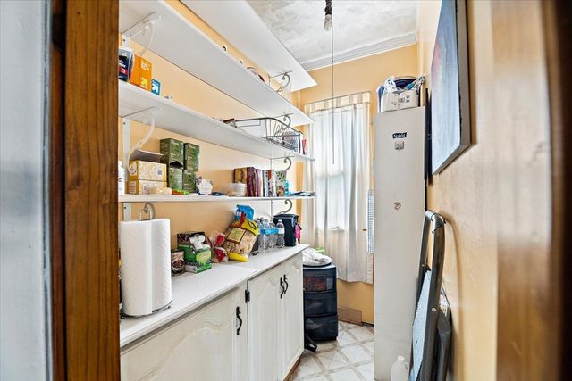 4314 W Henderson Street, Chicago, IL 60641