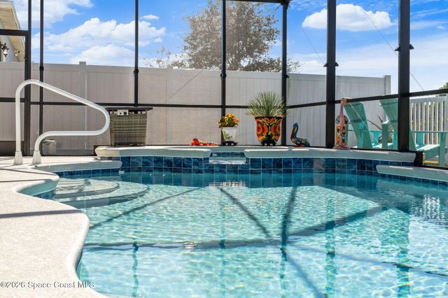 764 Corbin Circle SW, Palm Bay, FL 32908