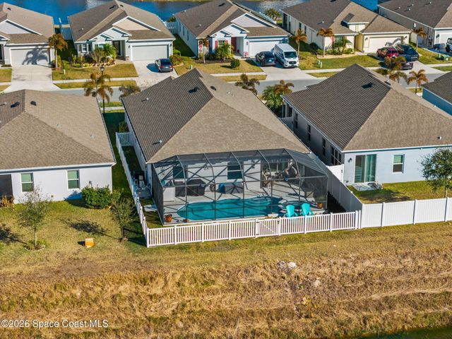 764 Corbin Circle SW, Palm Bay, FL 32908