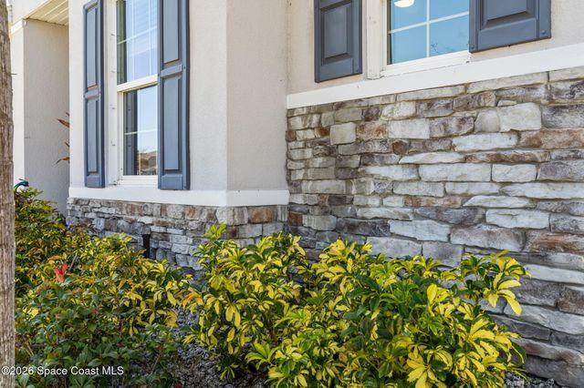 764 Corbin Circle SW, Palm Bay, FL 32908