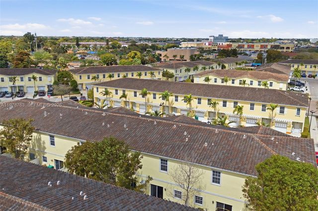 4032 NW 11th St, Lauderhill, FL 33313