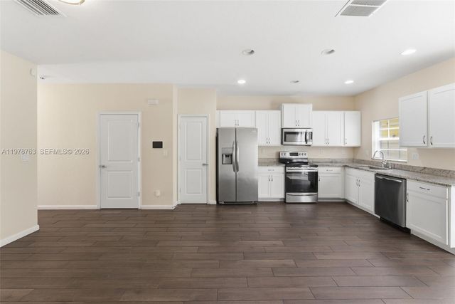 4032 NW 11th St, Lauderhill, FL 33313