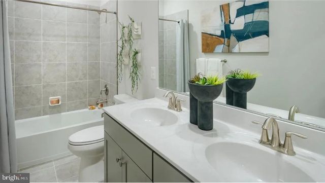 040 BOLLING DR, Jeffersonton, VA 22724