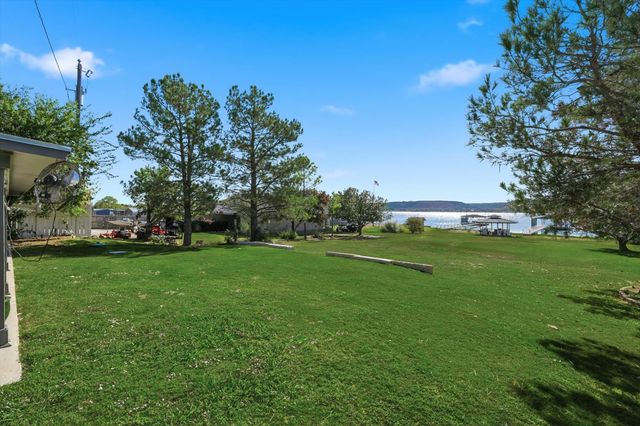 4433 Chapel Road, Possum Kingdom Lake, TX 76450