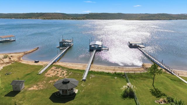 4433 Chapel Road, Possum Kingdom Lake, TX 76450
