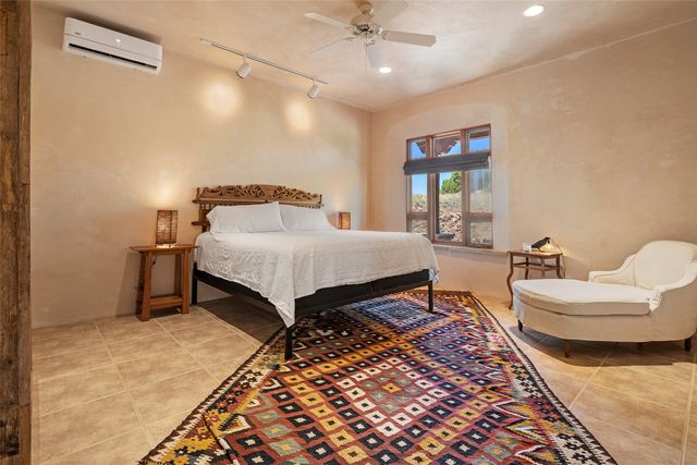 12 Black Canyon, Santa Fe, NM 87508