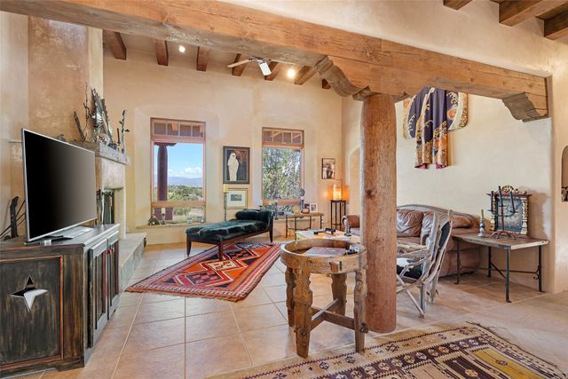 12 Black Canyon, Santa Fe, NM 87508