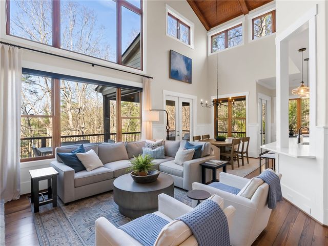 107 Fire Pink Court, Sunset, SC 29685