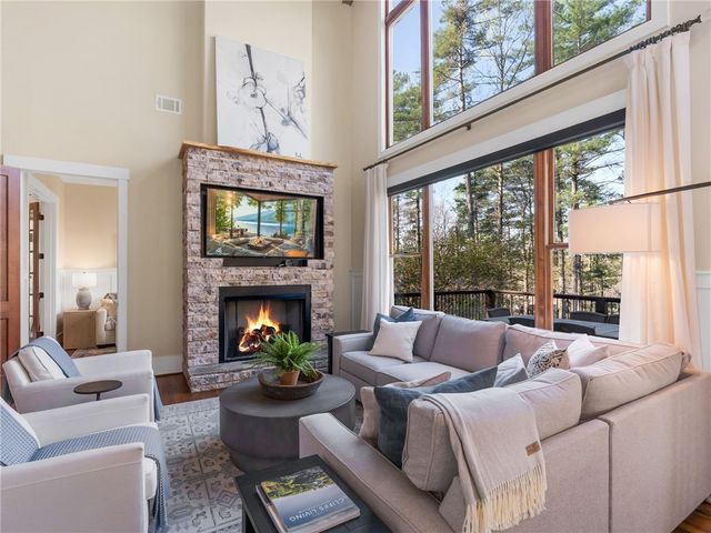 107 Fire Pink Court, Sunset, SC 29685