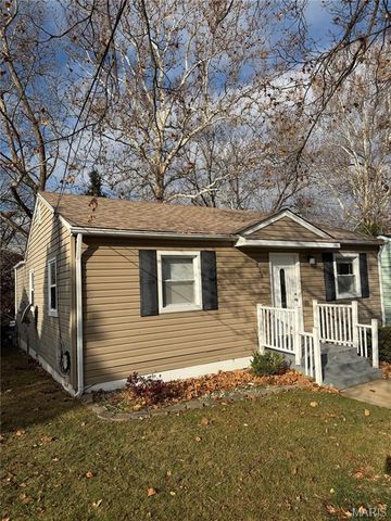 721 Beardsley Court, St Louis, MO 63135