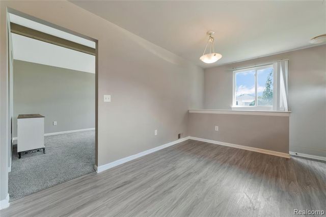 17245 Martin Road, Roseville, MI 48066