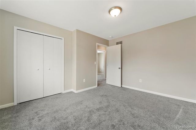 17245 Martin Road, Roseville, MI 48066