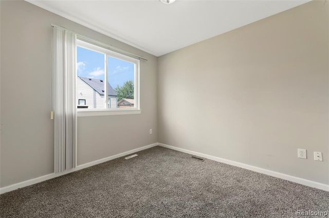 17245 Martin Road, Roseville, MI 48066