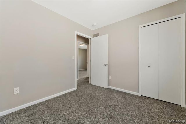 17245 Martin Road, Roseville, MI 48066