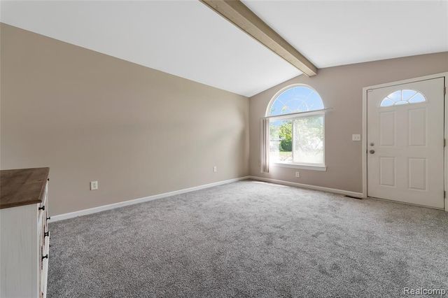 17245 Martin Road, Roseville, MI 48066