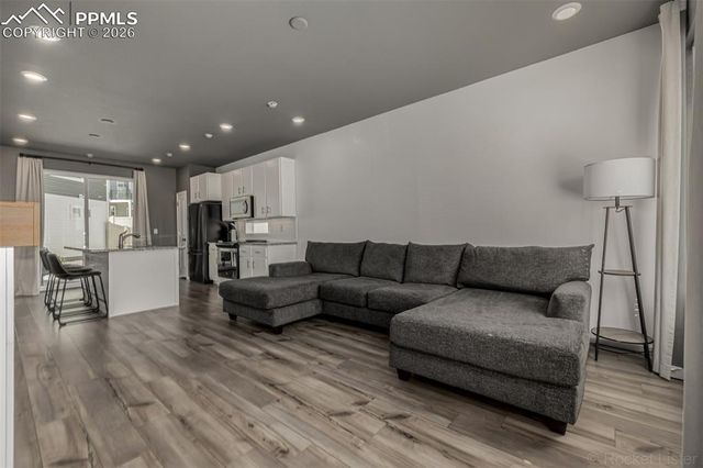 5658 Mammoth Lane, Colorado Springs, CO 80927