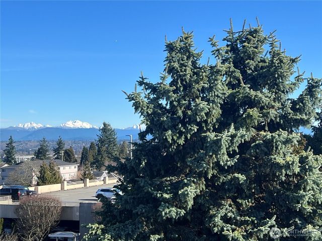 3916 Rucker Avenue, Everett, WA 98201