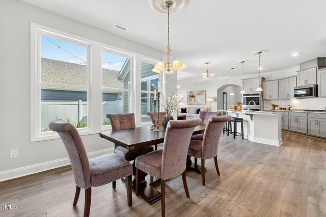 1217 Linkwood Way, Fuquay Varina, NC 27526