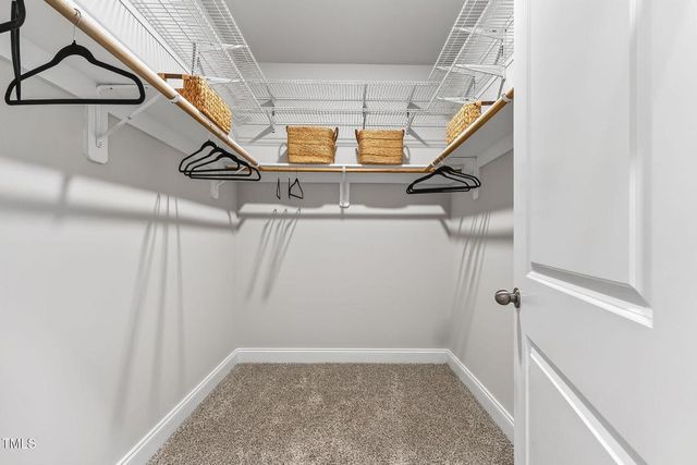 1217 Linkwood Way, Fuquay Varina, NC 27526