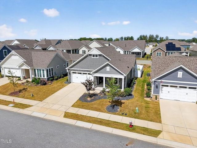 1217 Linkwood Way, Fuquay Varina, NC 27526