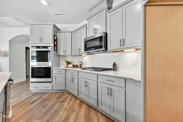 1217 Linkwood Way, Fuquay Varina, NC 27526