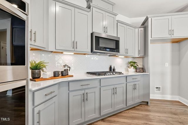 1217 Linkwood Way, Fuquay Varina, NC 27526