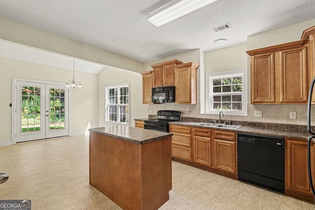 187 Ivey Lake Parkway, Temple, GA 30179