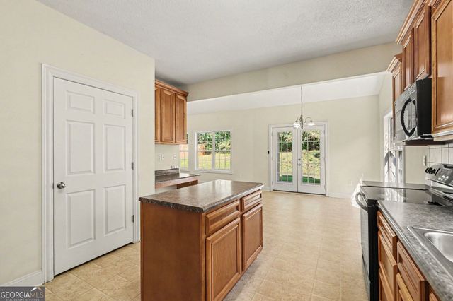187 Ivey Lake Parkway, Temple, GA 30179