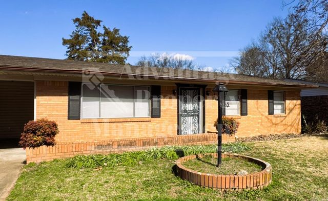 18 Hickory, Maumelle, AR 72113