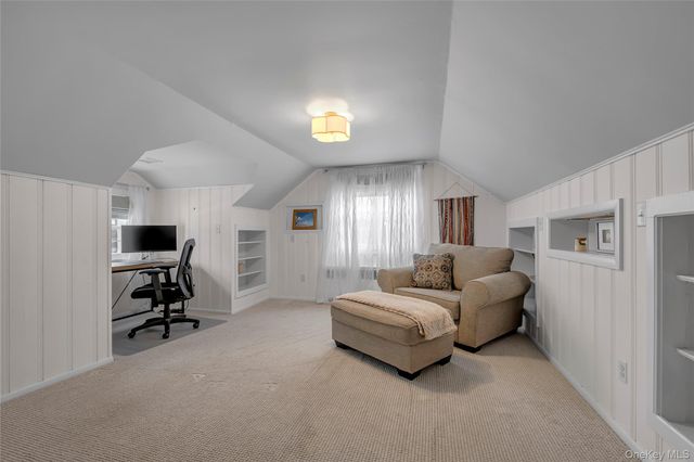 1A Orchard Farm Road, Port Washington, NY 11050