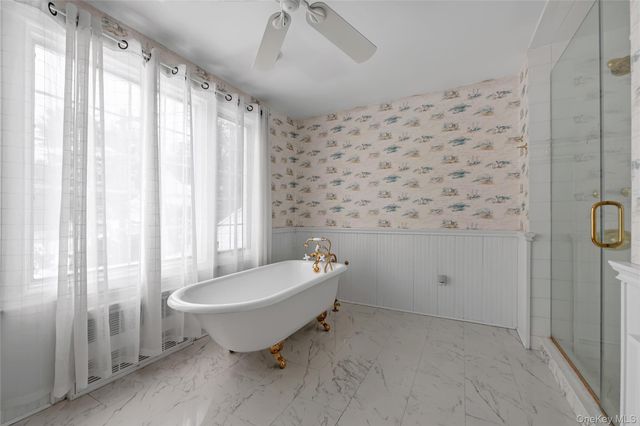 1A Orchard Farm Road, Port Washington, NY 11050