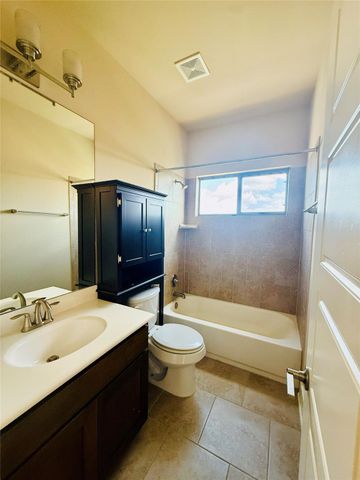 2004 Tripshaw LN 73C, Austin, TX 78741