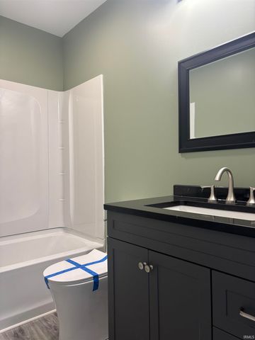 1612 S Fares Avenue, Evansville, IN 47714