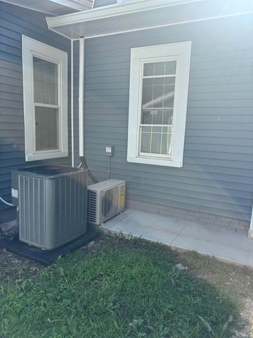 1612 S Fares Avenue, Evansville, IN 47714
