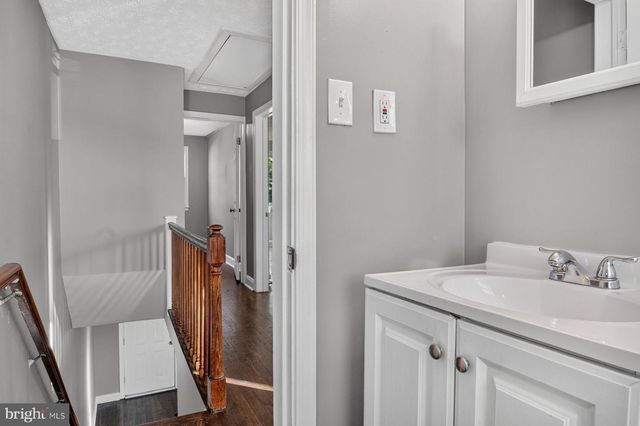 2112 FIRETHORN RD, Baltimore, MD 21220