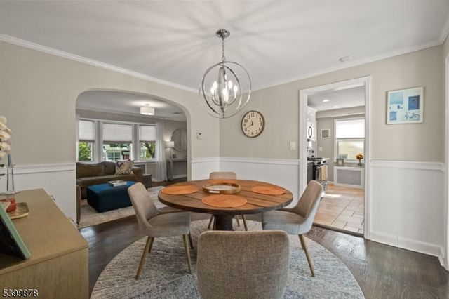 24 E Harrison Pl, Livingston Twp., NJ 07039