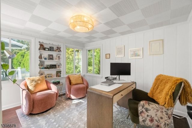 24 E Harrison Pl, Livingston Twp., NJ 07039