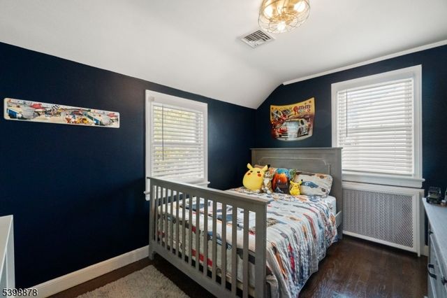 24 E Harrison Pl, Livingston Twp., NJ 07039